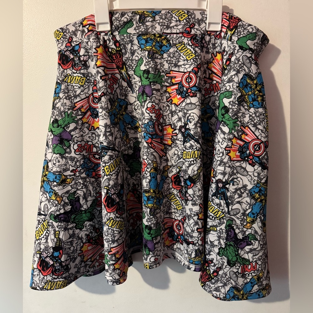 Her Universe Marvel Comic Print Scuba skater skirt size 1